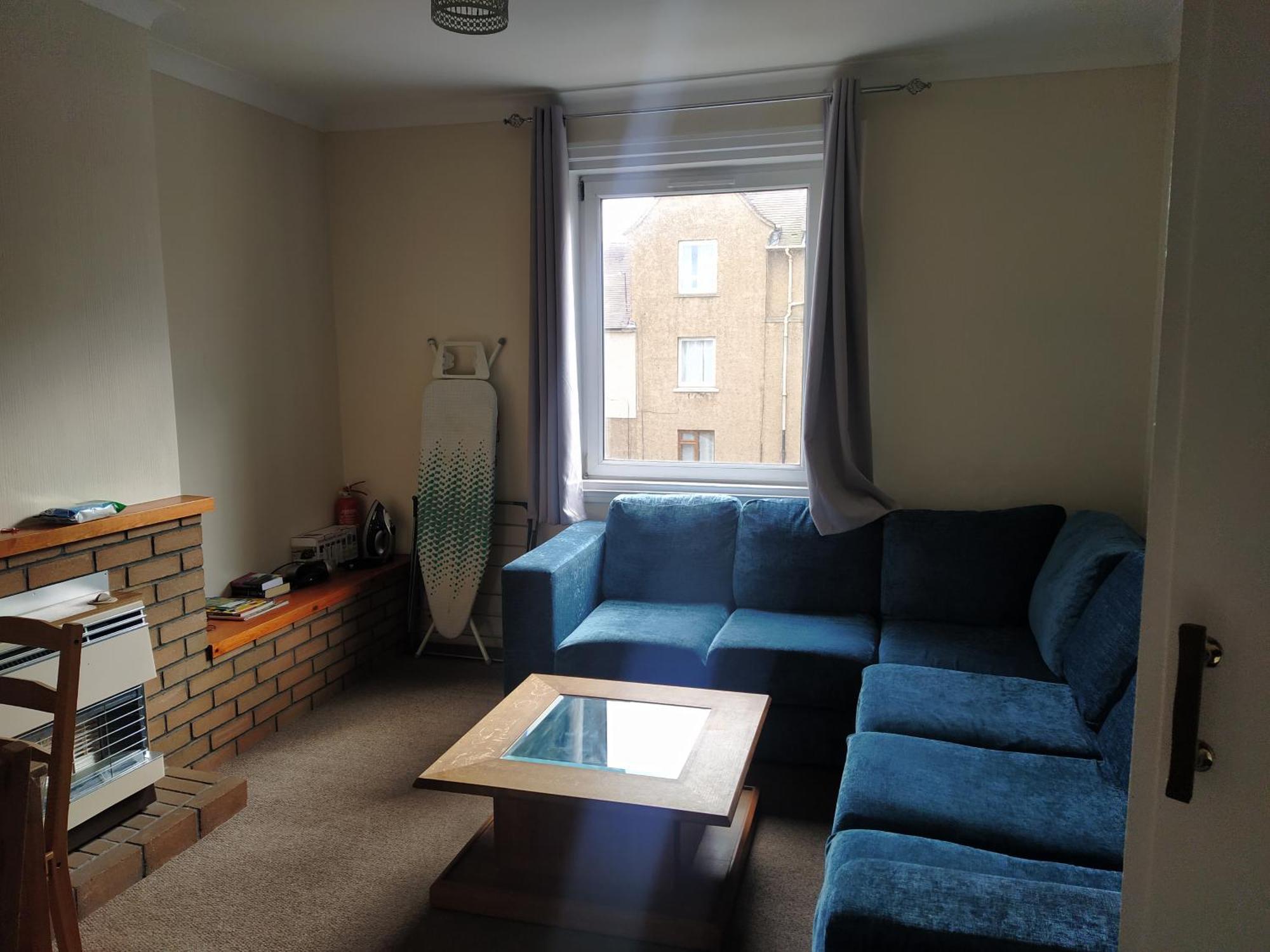 Self Catering 2 Bedroom Flat, Frequent Buses, 1-Minute Walk To Bus Stop, 20 Minutes To City Center Edinburgh Eksteriør bilde